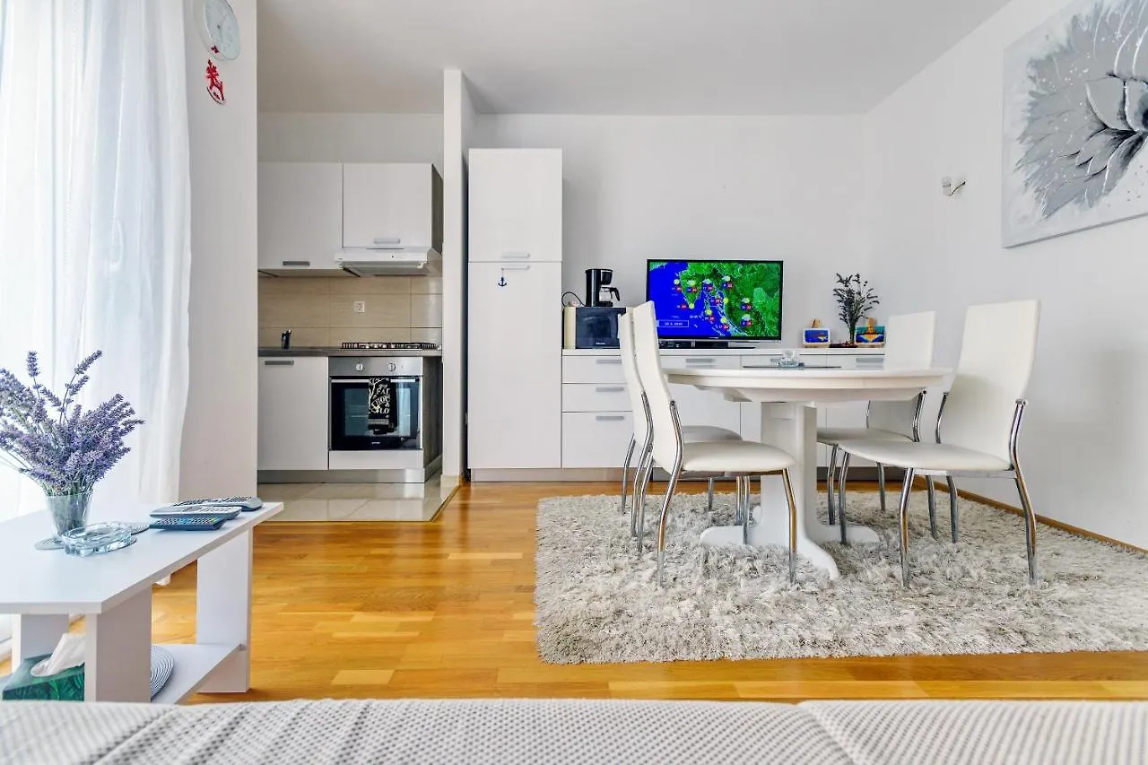 Modern Apartment In Peaceful Area - Zadar Croatia