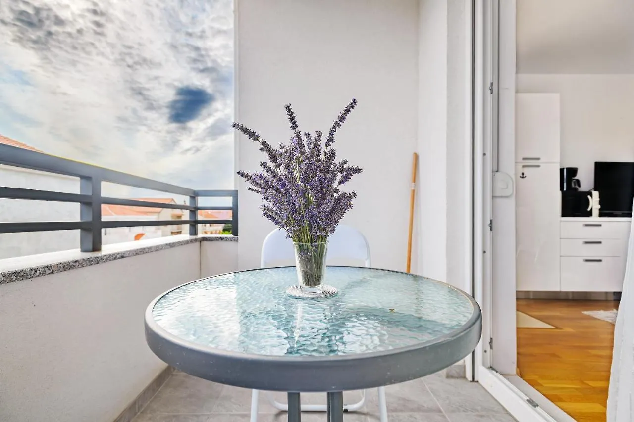 Modern Apartment In Peaceful Area - Zadar 0*,  Croatia