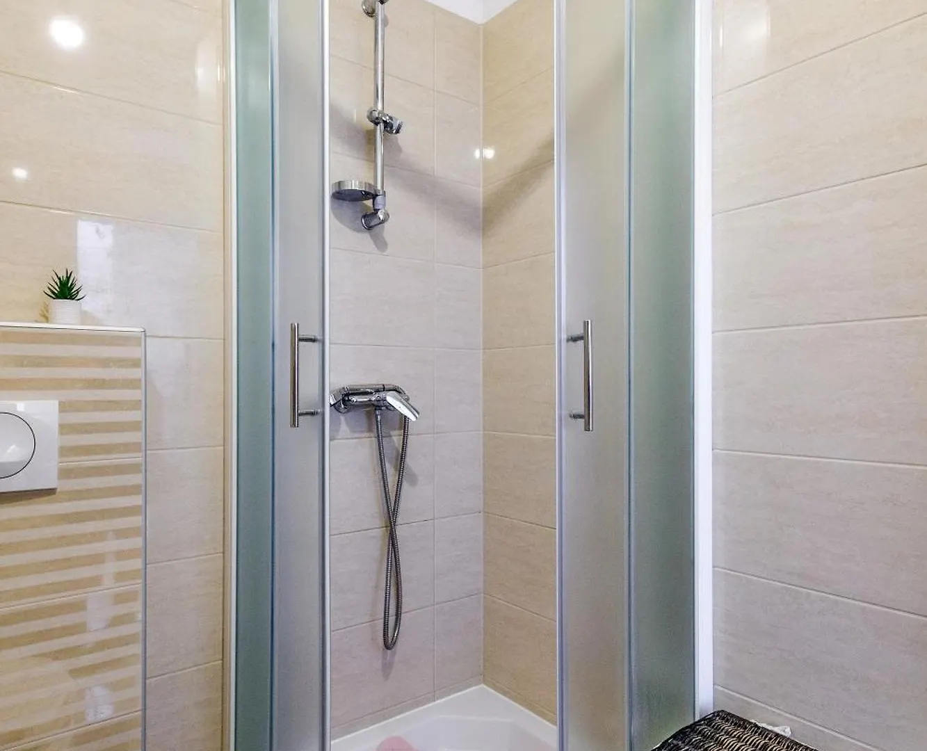 Modern Apartment In Peaceful Area - Zadar