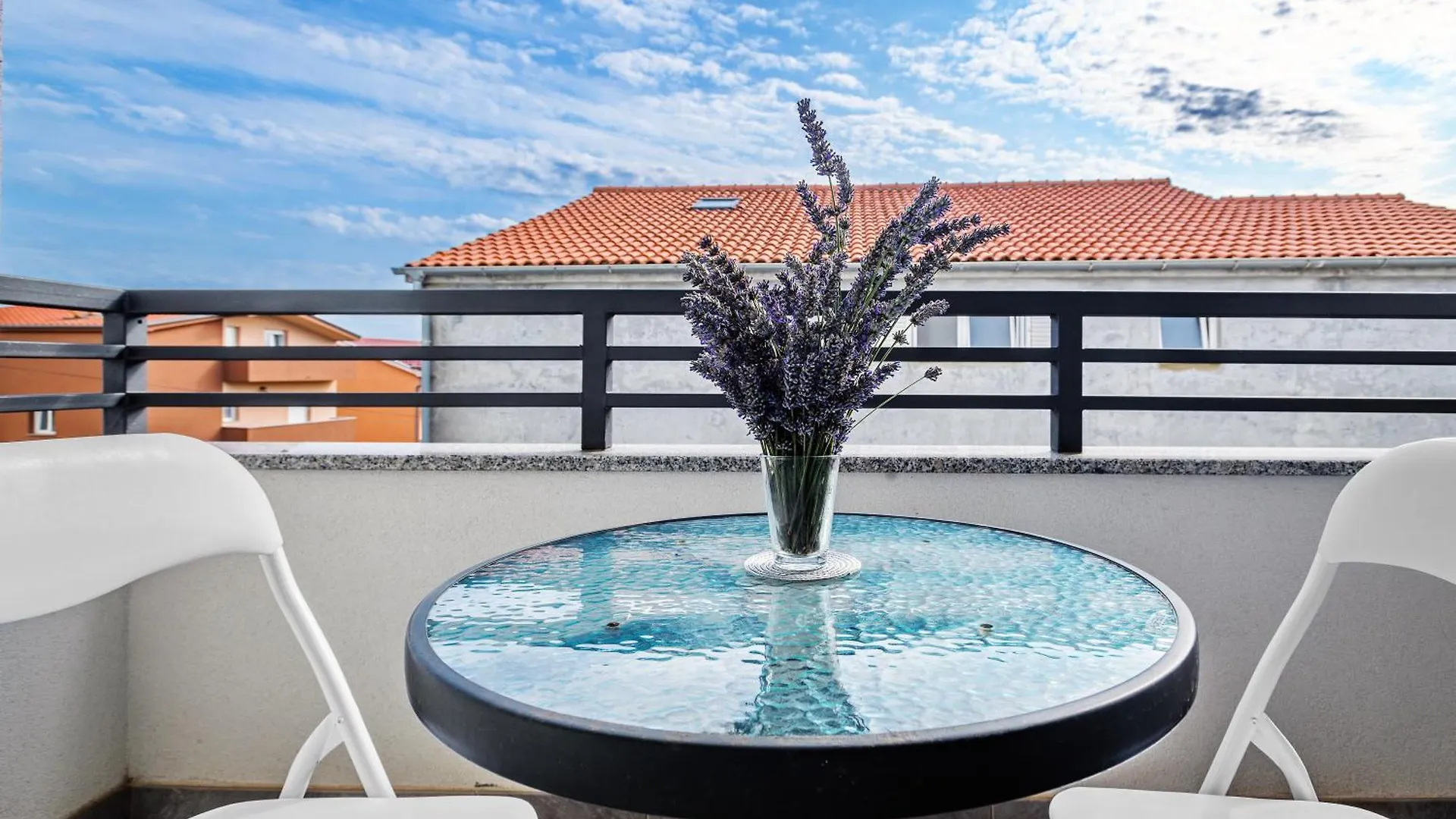 Modern Apartment In Peaceful Area - Zadar